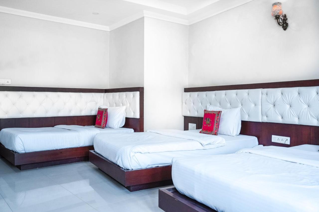 Hide-In Udaipur - A Lake View Boutique Hotel Exterior photo