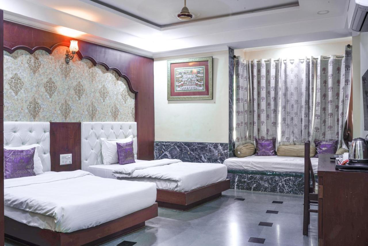 Hide-In Udaipur - A Lake View Boutique Hotel Exterior photo